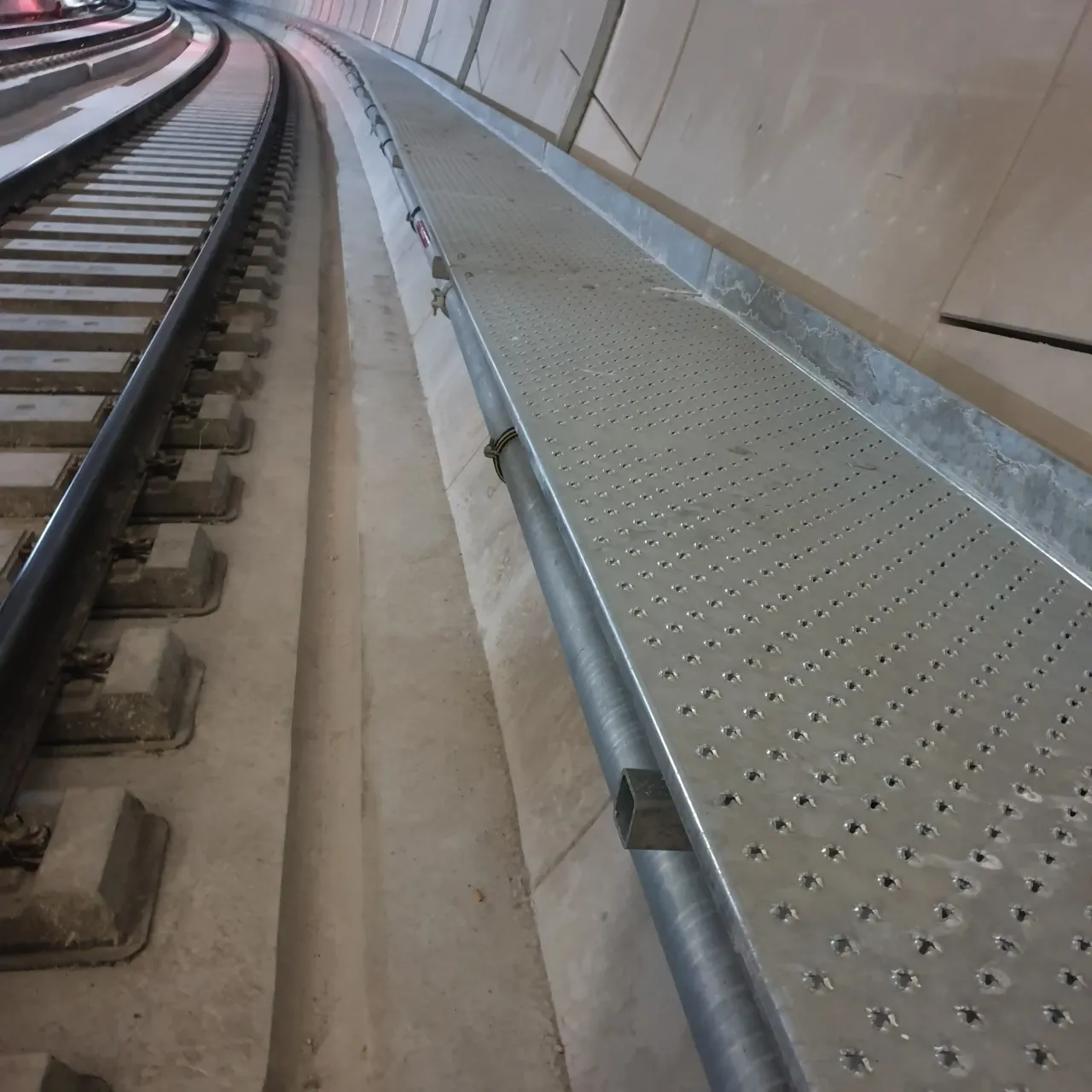 Plancher_metallique_MEISER_1