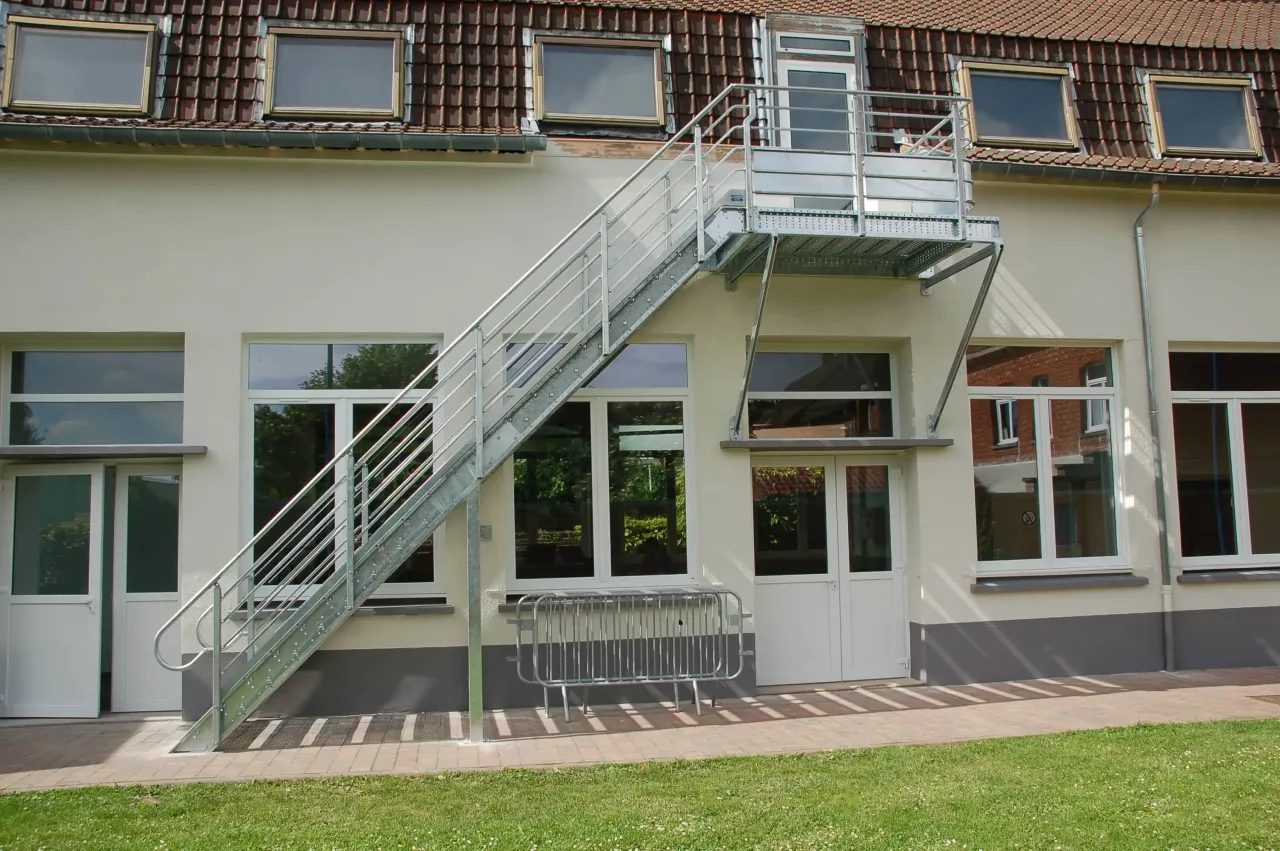 Escalier_droit_sur_mesure_MEISER_2